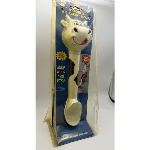 Vintage Fun-damental Too Ltd Mooing Ice Cream Scoop - NWT - Picture 2 of 3